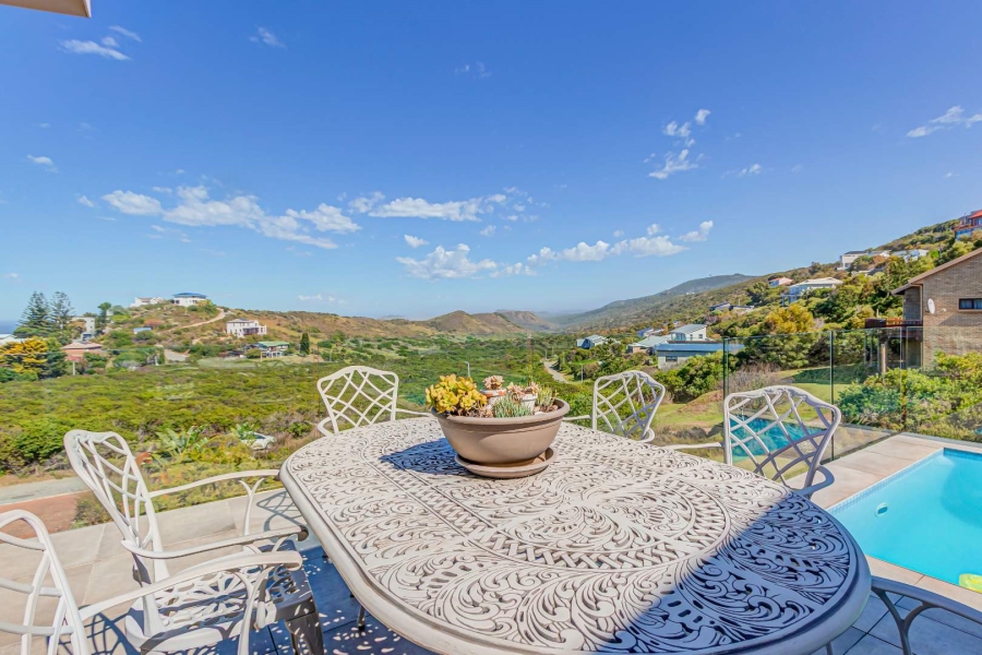 3 Bedroom Property for Sale in Brenton On Sea Western Cape